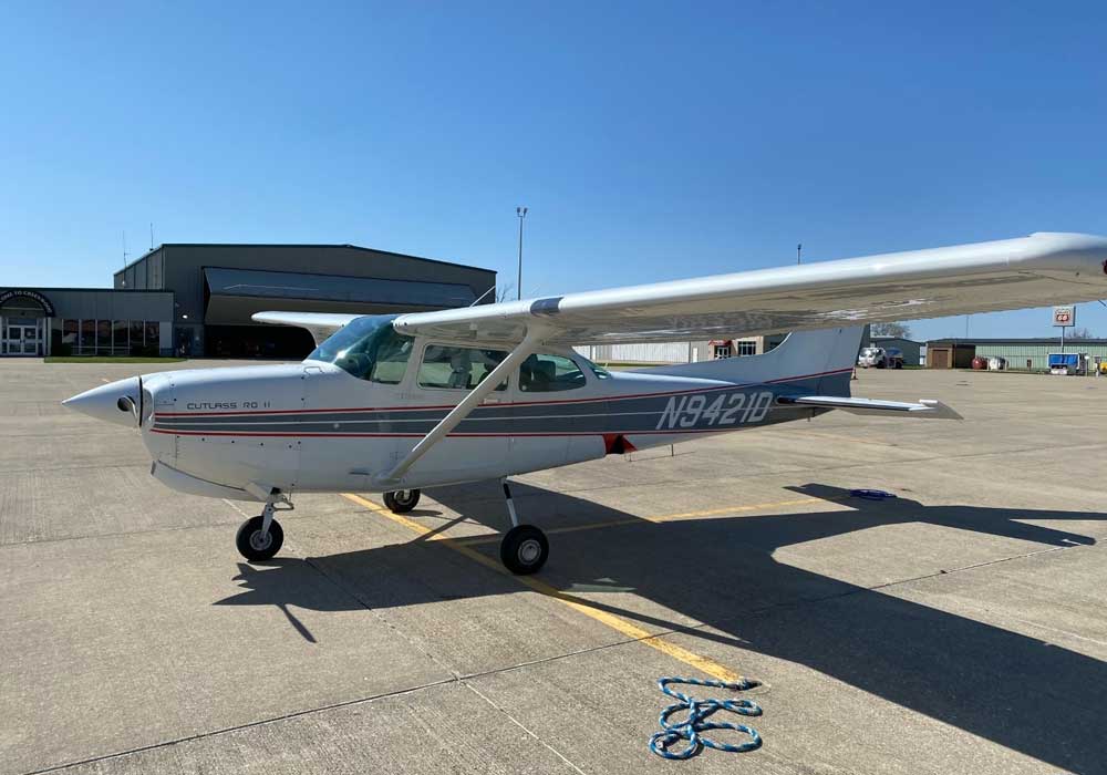 Cessna 172- N9421D