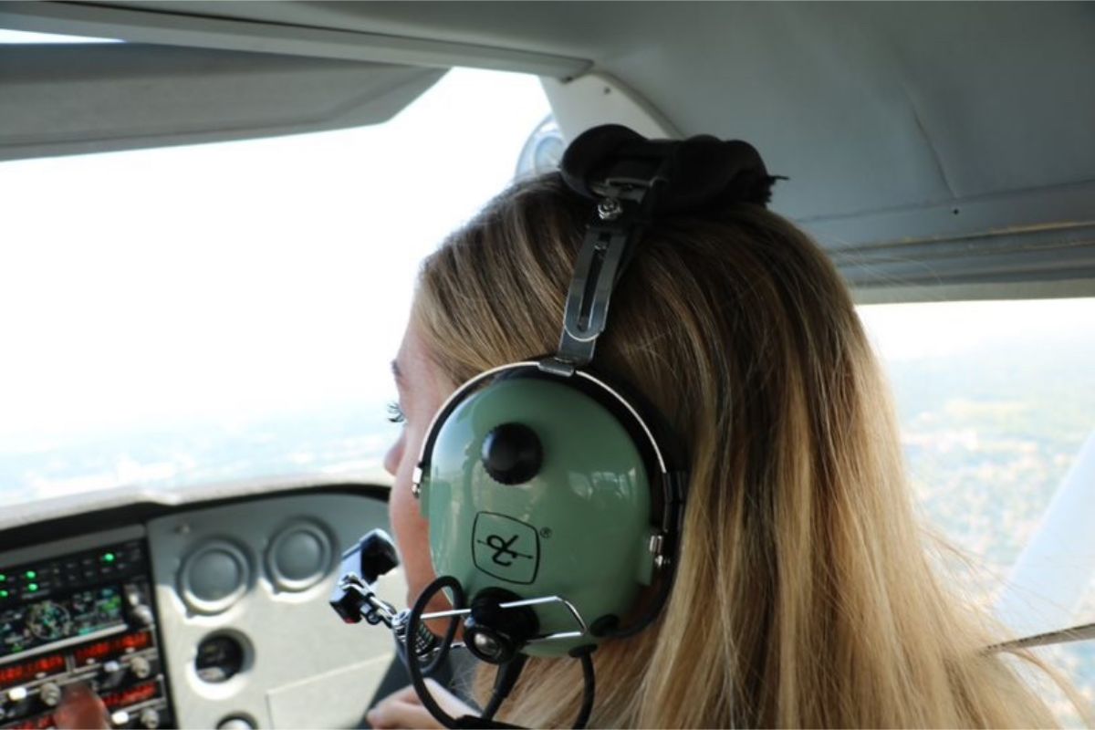 Can I Become a Professional Pilot with my Online Aviation Degree?